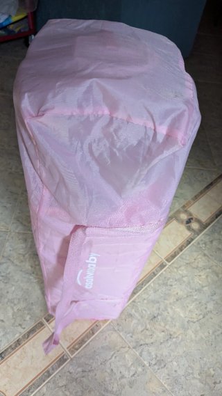Cuna de viaje rosa
