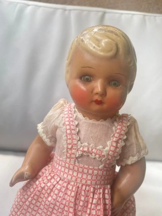 Muñeco antiguo cartón piedra pintado