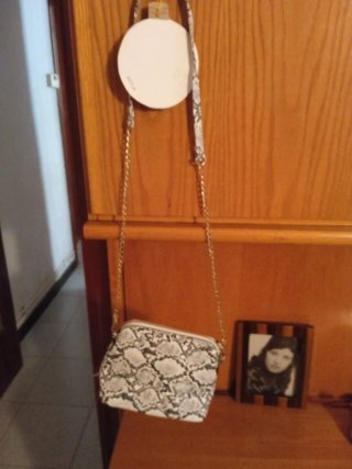 Bolso bandolera estampado serpiente