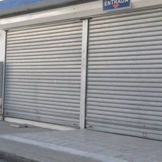 Persiana de Local Averiada | Solución Rápida