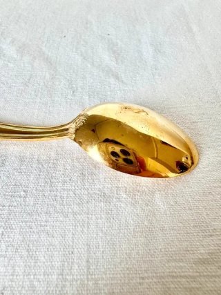 Cucharita de Café Bañada en Oro | Alta Calidad