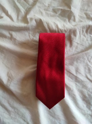 Corbata roja de Primark