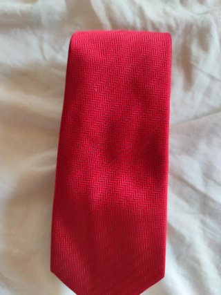 Corbata roja de Primark