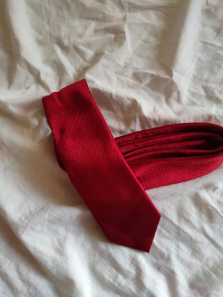 Corbata roja de Primark