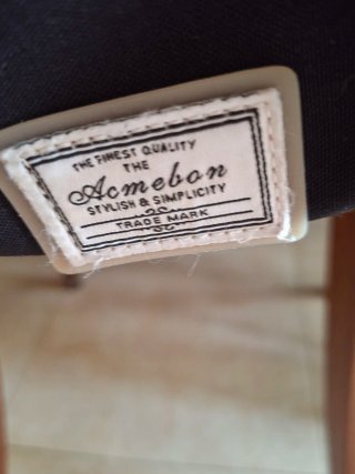 Mochila Acmebon con orejas de conejo