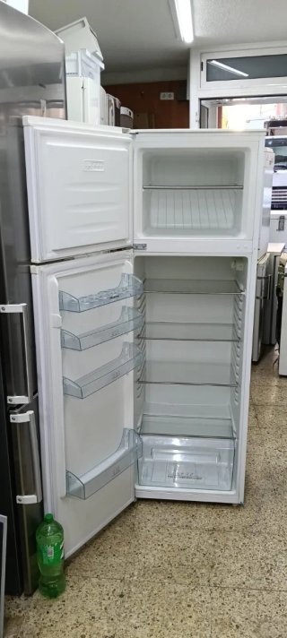 Nevera Hisense Blanca 170X55X55cm