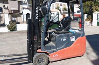 Carretilla Elevadora Eléctrica Toyota