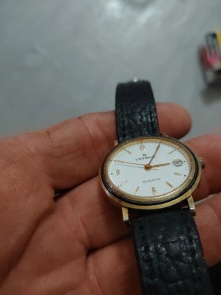 Reloj L'Etoile Quartz Dorado