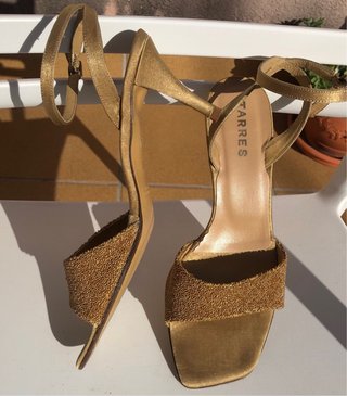 Sandalias doradas TARRES