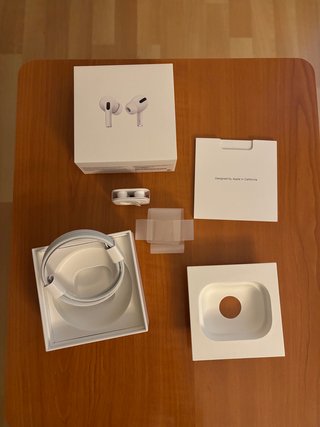 Apple AirPods Pro con estuche de carga original