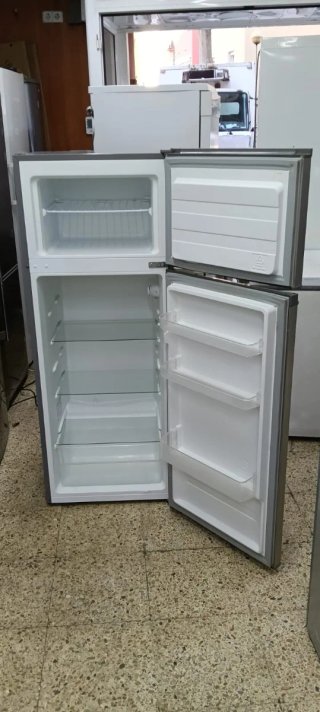 NEVERA PEQUEÑA HISENSE ENERGÍA A+ 143X55X55cm