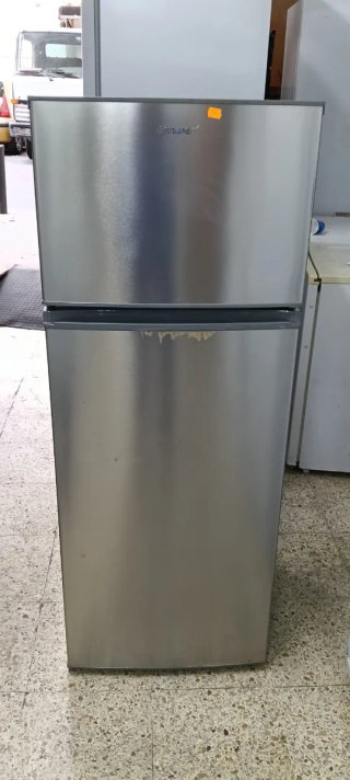 NEVERA PEQUEÑA HISENSE ENERGÍA A+ 143X55X55cm