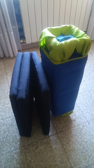 Cuna de viaje plegable