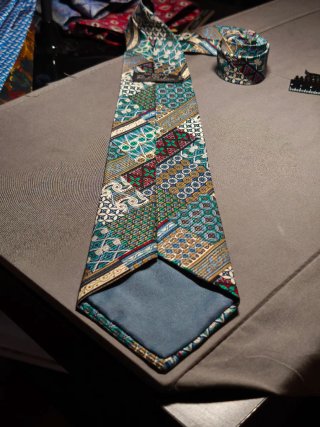 Cravatta vintage fantasia geometrica patchwork