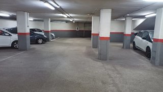 Alquiler plaza garaje moto c/ Navas de Tolosa 353