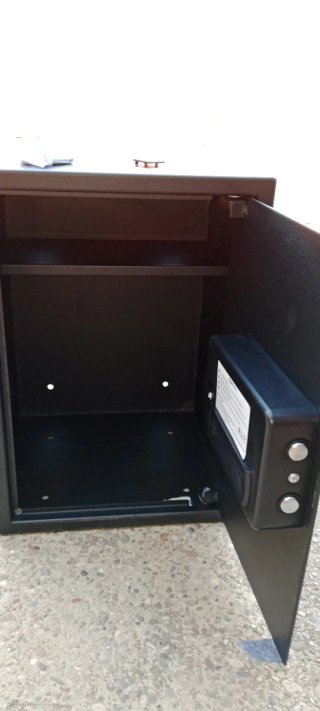 Caja Fuerte Electrónica con Teclado y llave