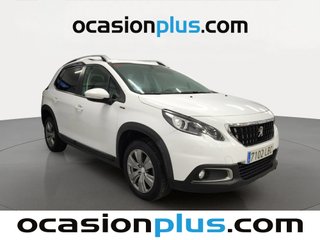 Peugeot 2008 BlueHDi 100 Signature 73 kW (100 CV)