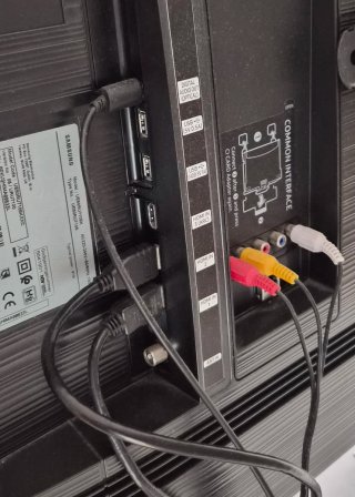 Samsung TV UE50RU7105K