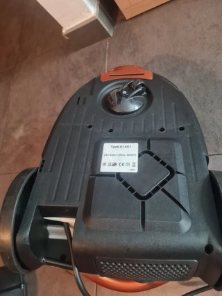 Aspirapolvere Imetec senza sacco