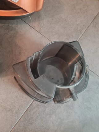 Aspirapolvere Imetec senza sacco