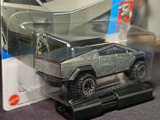 Hot Wheels Tesla Cybertruck