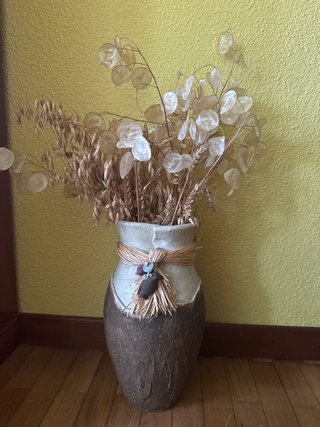 Jarrón Decorativo Beige y Marrón
