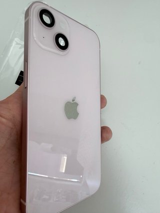 Chasis iPhone 13 Rosa con componentes