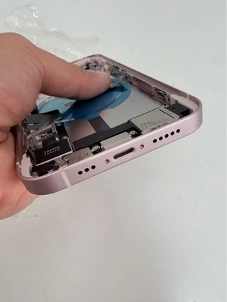 Chasis iPhone 13 Rosa con componentes