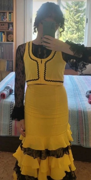 Vestido Flamenca Amarillo Negro Hecho a Mano