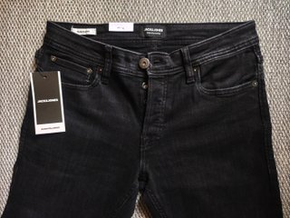 JACK & JONES CON ETIQUETAS