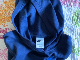 Sudadera Nike Azul con Capucha. Talla XL de niño.
