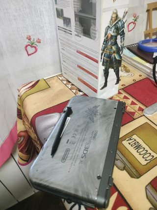 Nintendo 3DS XL Monster Hunter 4 Ultimate