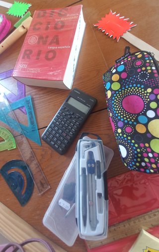 Lote material escolar completo curso 26-27