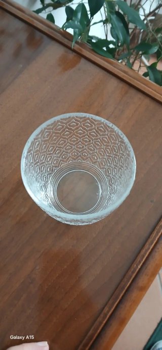 Bicchiere in vetro decorato