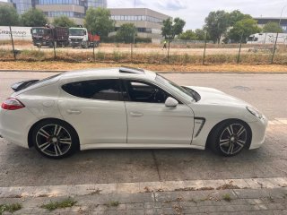 Porsche Panamera 4s look turbo