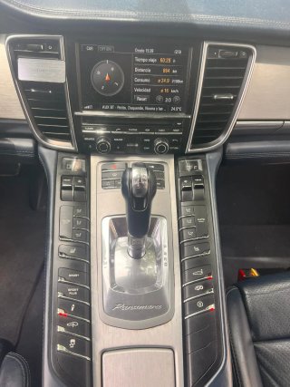 Porsche Panamera 4s look turbo