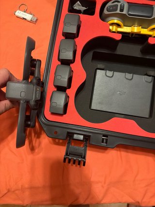Kit Dji Avata 2 completo con 5 baterias