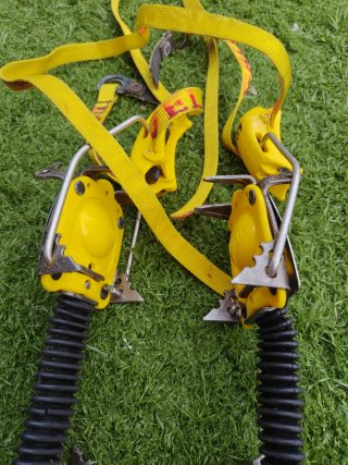 Grivel Tech (igual que g12 )Crampones Semiautomáti