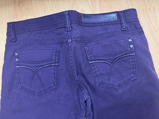 Pantalones morados