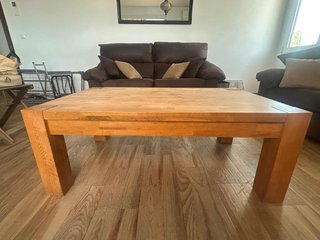 Mesa de centro de madera