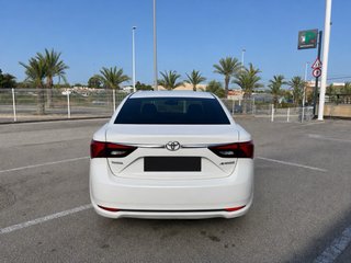 Toyota Avensis 2016
