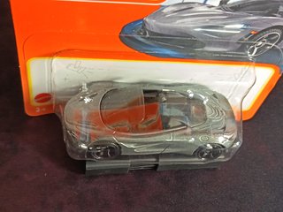 Matchbox McLaren 720S Spider