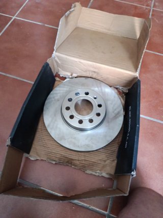 Discos Freno Delanteros Ventilados STARK