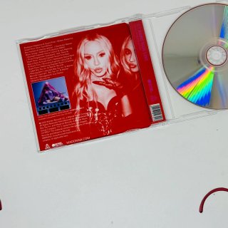 CD Single Madonna & Sabrina Bring Your Love