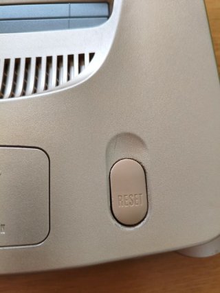 Nintendo 64 Gold NTSC-J + Mando Original