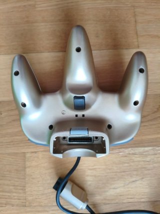 Nintendo 64 Gold NTSC-J + Mando Original