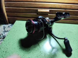 Carrete pesca Daiwa Fuego 2500