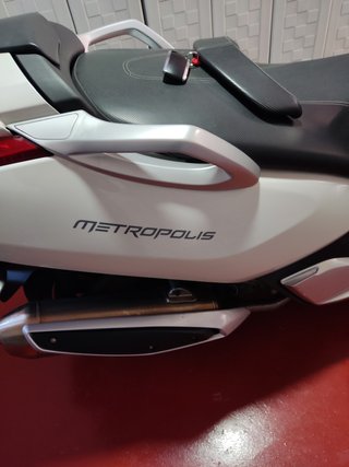 Peugeot Metropolis 400i Blanca Scooter 3 Ruedas