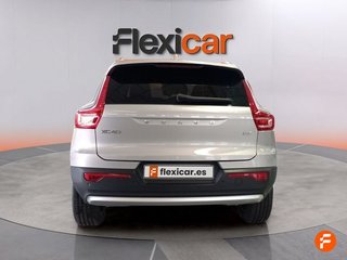 Volvo XC40 2.0 B3 G Core Auto
