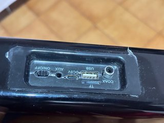 Barra de sonido negra